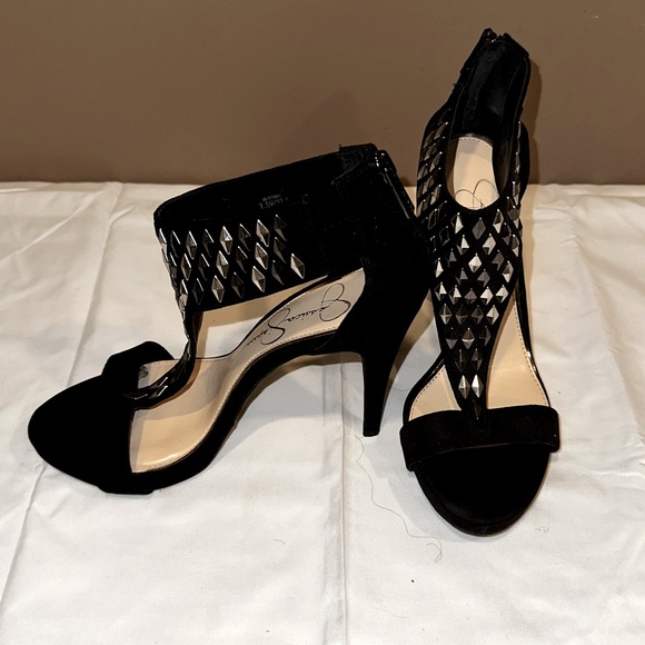 JESSICA SIMPSON SEXY 7 1/2 BLACK HEELS !! Excellent Condition!! - Picture 1 of 8